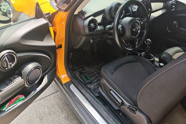 Used MINI 2016 1.2T ONE Pioneer Edition Left Front Seat