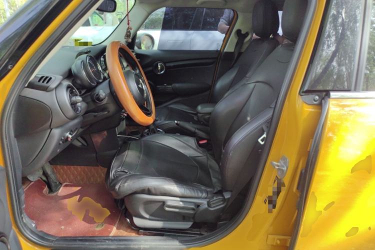 Used MINI 2016 1.5T COOPER Five-Door Edition Left Front Seat