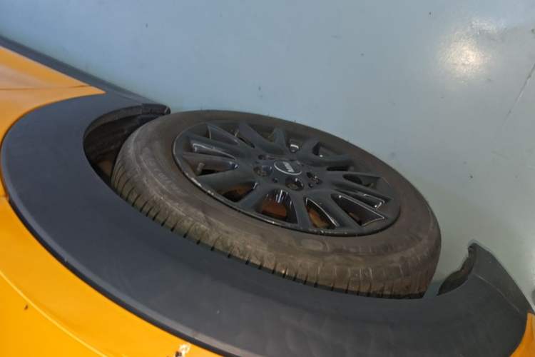 Used MINI 2016 1.5T COOPER Left Front Wheel Hub