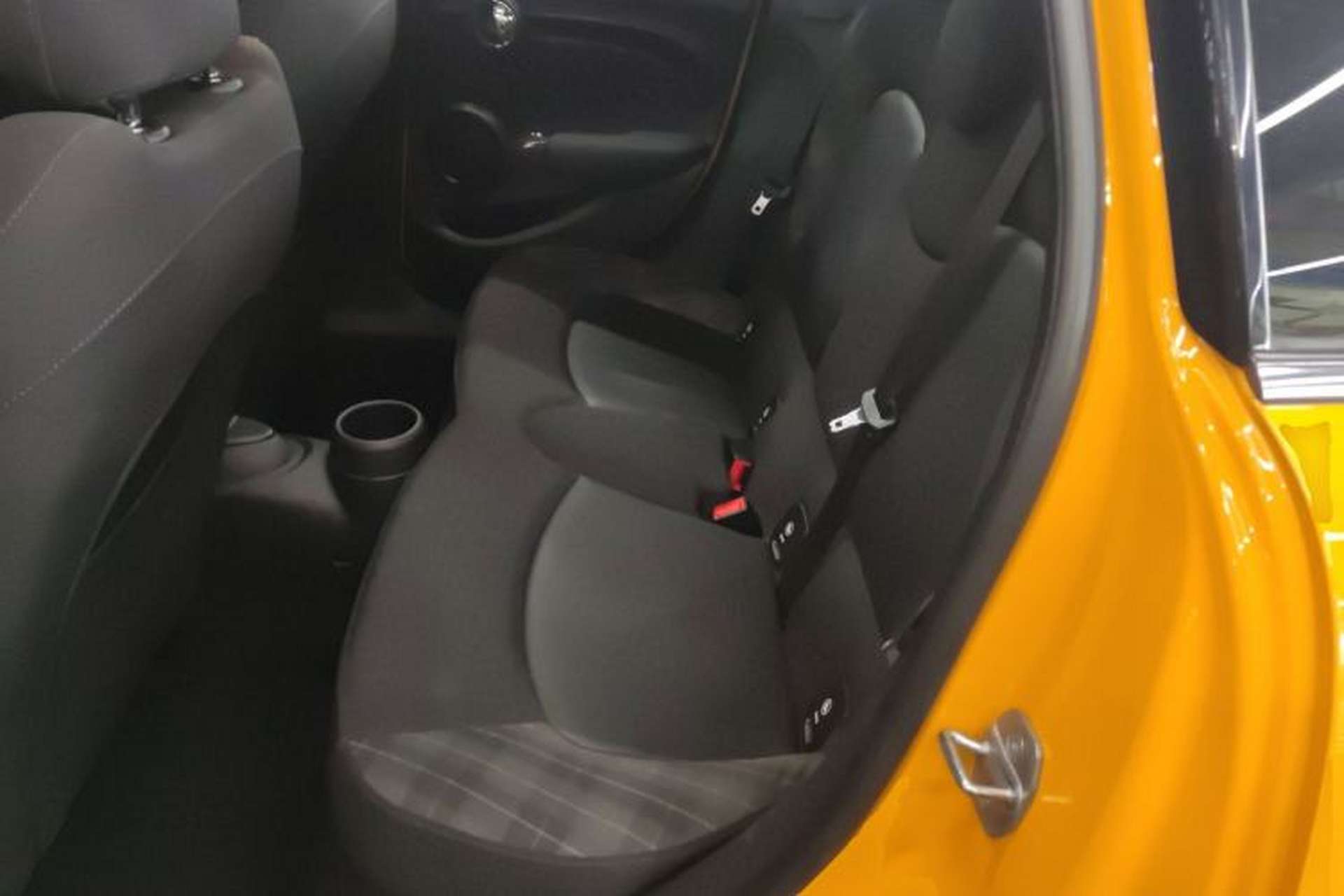 Used MINI 2016 1.5T COOPER Five-Door Edition Left Rear Seat