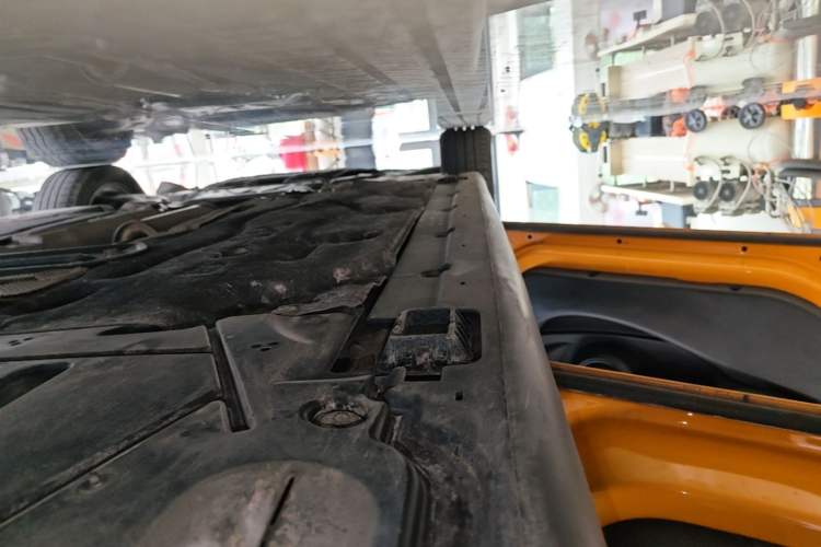 Used MINI 2016 1.2T ONE Five-Door Edition Left Side Sill