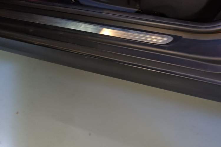 Used MINI 2016 1.5T COOPER Left Side Sill