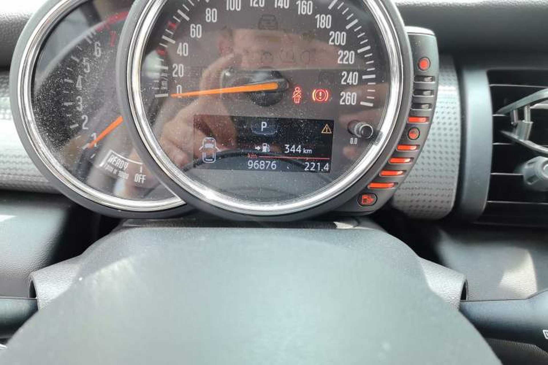 Used MINI 2016 1.5T COOPER Avant-Garde Odometer Close Up