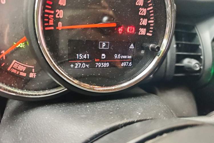 Used MINI 2016 1.2T ONE Pioneer Edition Odometer Close Up
