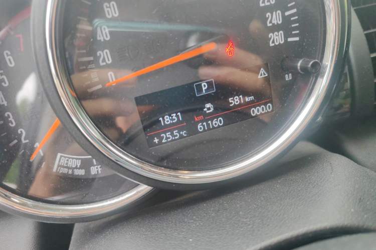 Used MINI 2016 2.0T COOPER S Pioneer Edition Odometer Close Up