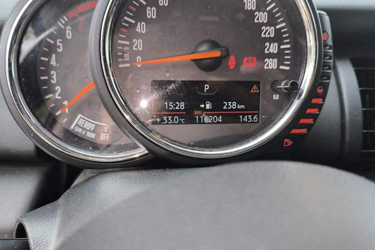 Used MINI 2016 1.2T ONE Pioneer Edition Odometer Close Up