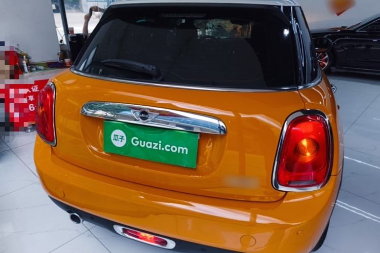 Used MINI 2016 1.5T COOPER Five-Door Edition Rear