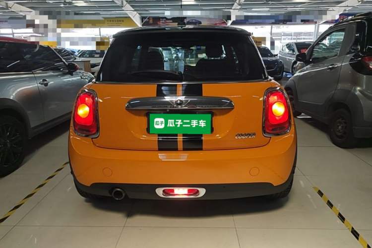 Used MINI 2016 1.5T COOPER Rear