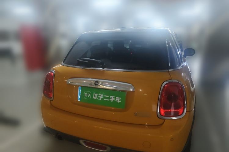 Used MINI 2016 1.5T COOPER Five-Door Edition Rear