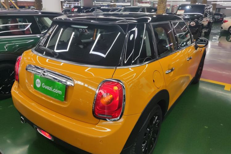 Used MINI 2016 1.5T COOPER Five-Door Edition Rear Right 45 Deg