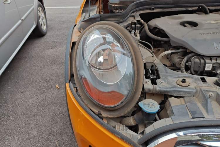 Used MINI 2016 1.5T COOPER Right Front Headlight