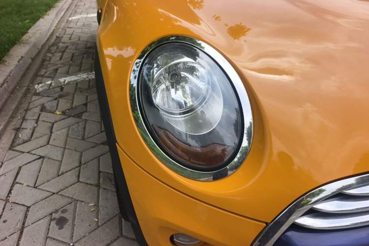 Used MINI 2016 1.5T COOPER Five-Door Edition Right Front Headlight