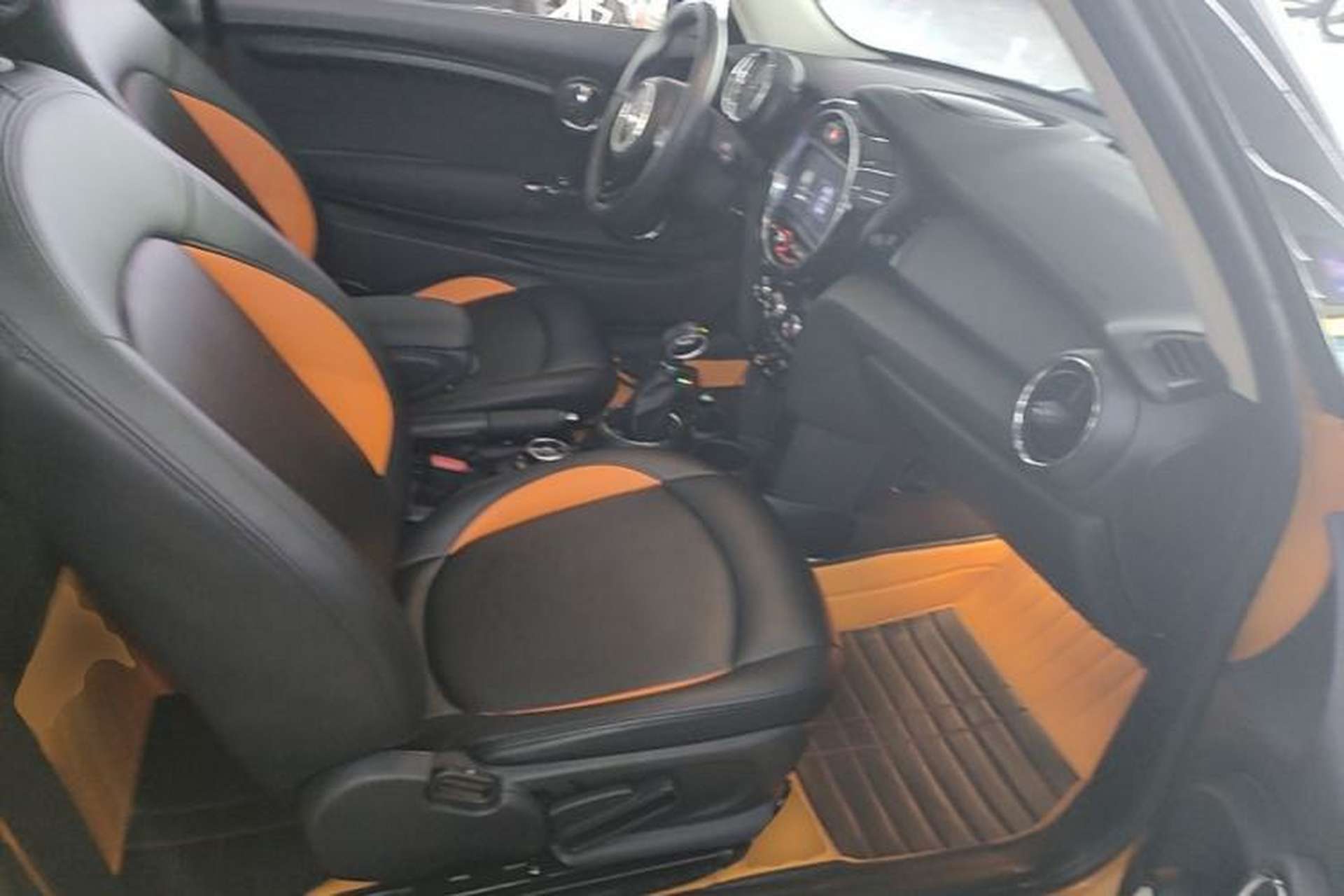 Used MINI 2016 1.2T ONE Pioneer Edition Right Front Seat