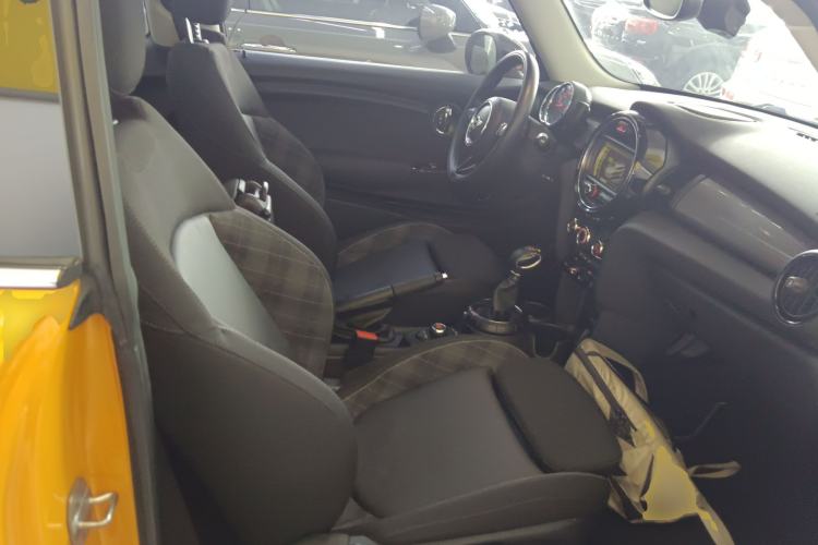 Used MINI 2016 1.5T COOPER Right Front Seat