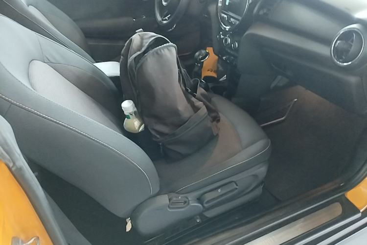 Used MINI 2016 1.2T ONE Pioneer Edition Right Front Seat