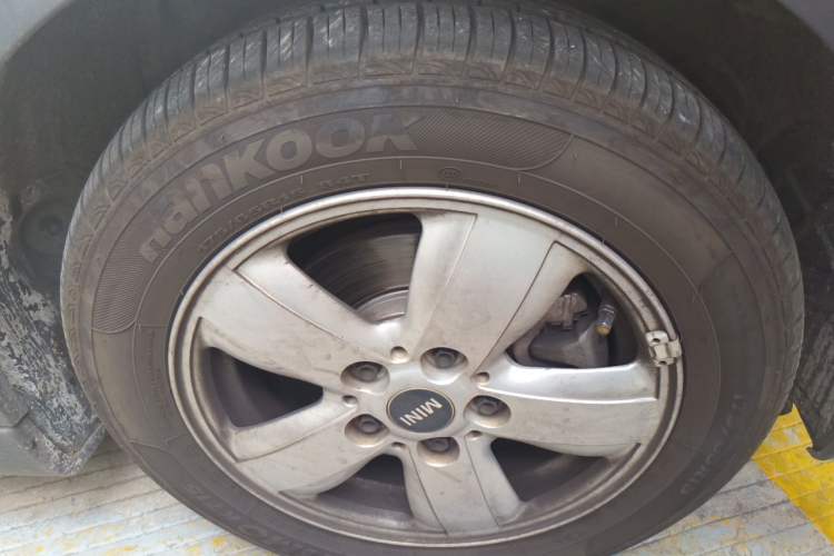 Used MINI 2016 1.2T ONE Five-Door Edition Right Front Wheel Hub