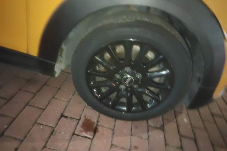 Used MINI 2016 1.5T COOPER Right Front Wheel Hub