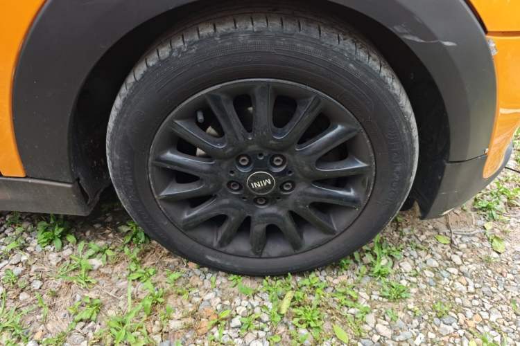 Used MINI 2016 1.5T COOPER Right Front Wheel Hub