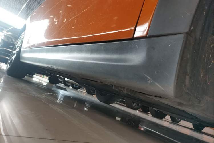 Used MINI 2016 1.5T COOPER Right Side Sill