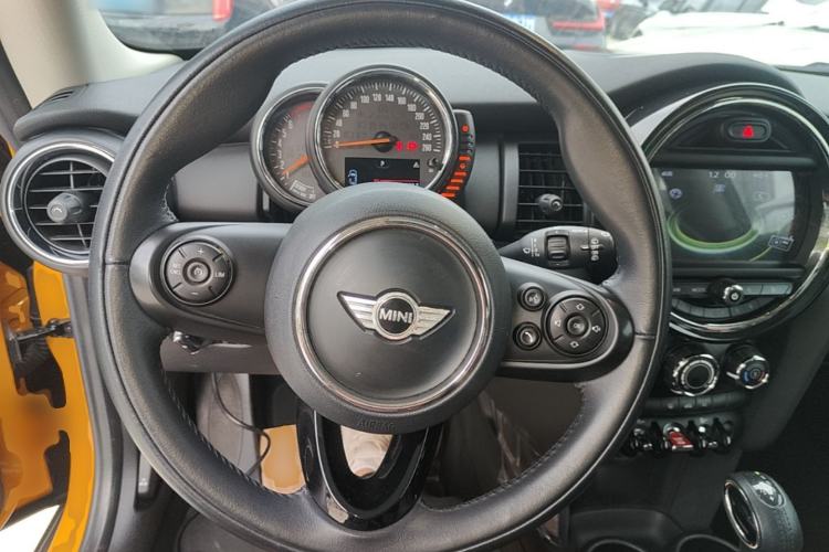 Used MINI 2016 1.2T ONE Pioneer Edition Steering Wheel