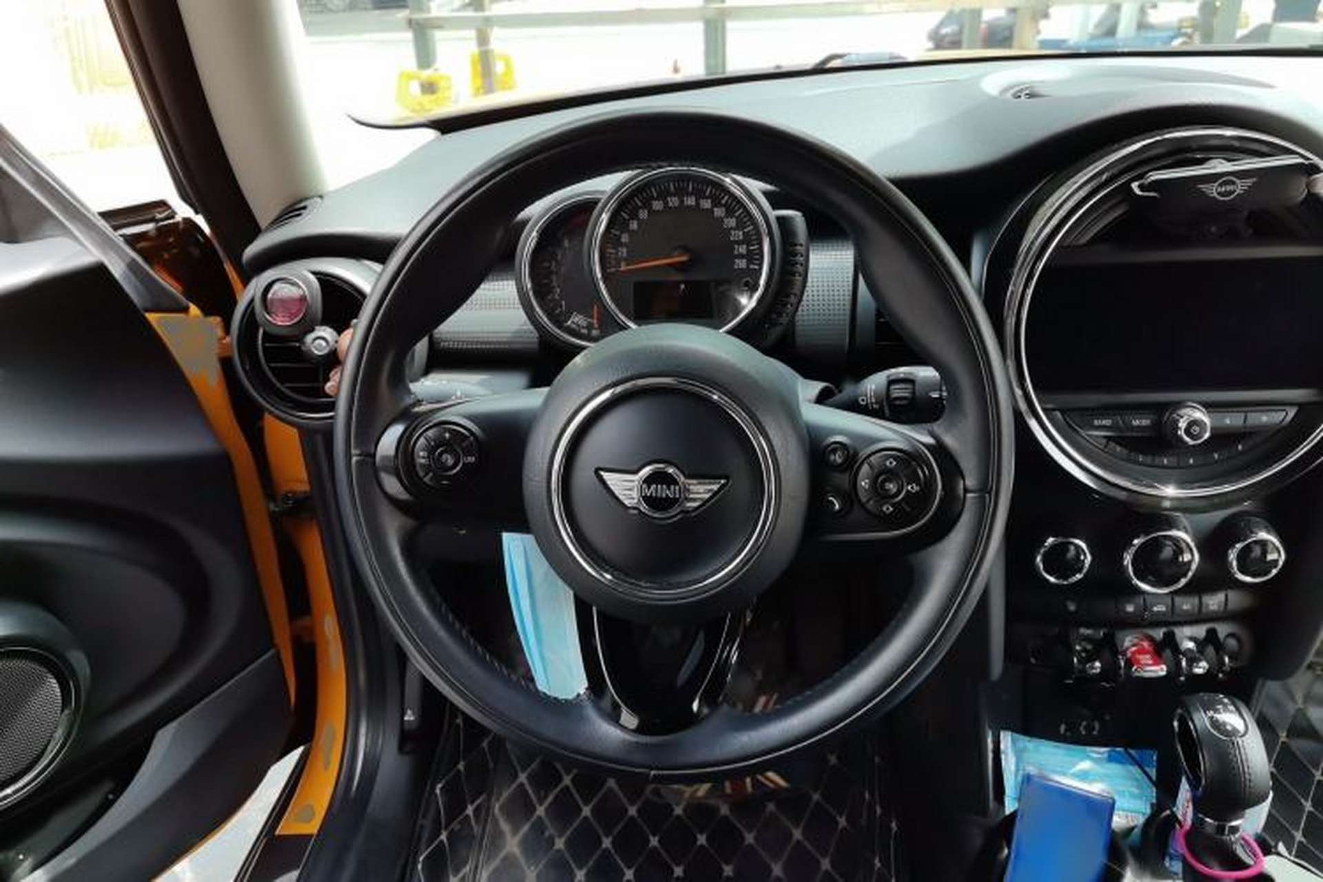 Used MINI 2016 1.5T COOPER Avant-Garde Steering Wheel