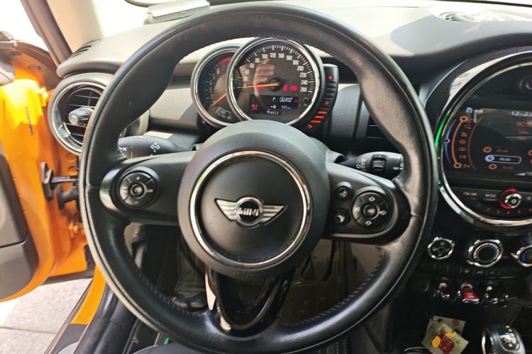 Used MINI 2016 1.2T ONE Pioneer Edition Steering Wheel