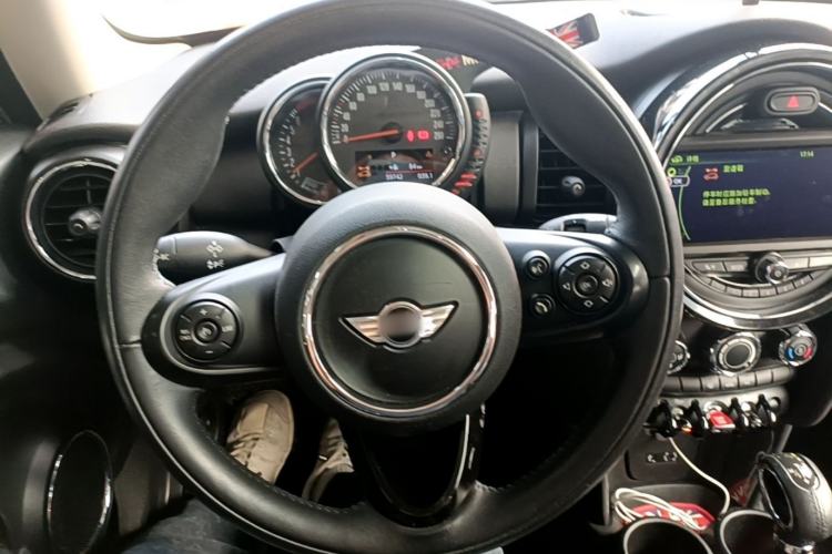 Used MINI 2016 1.2T ONE Pioneer Edition Steering Wheel