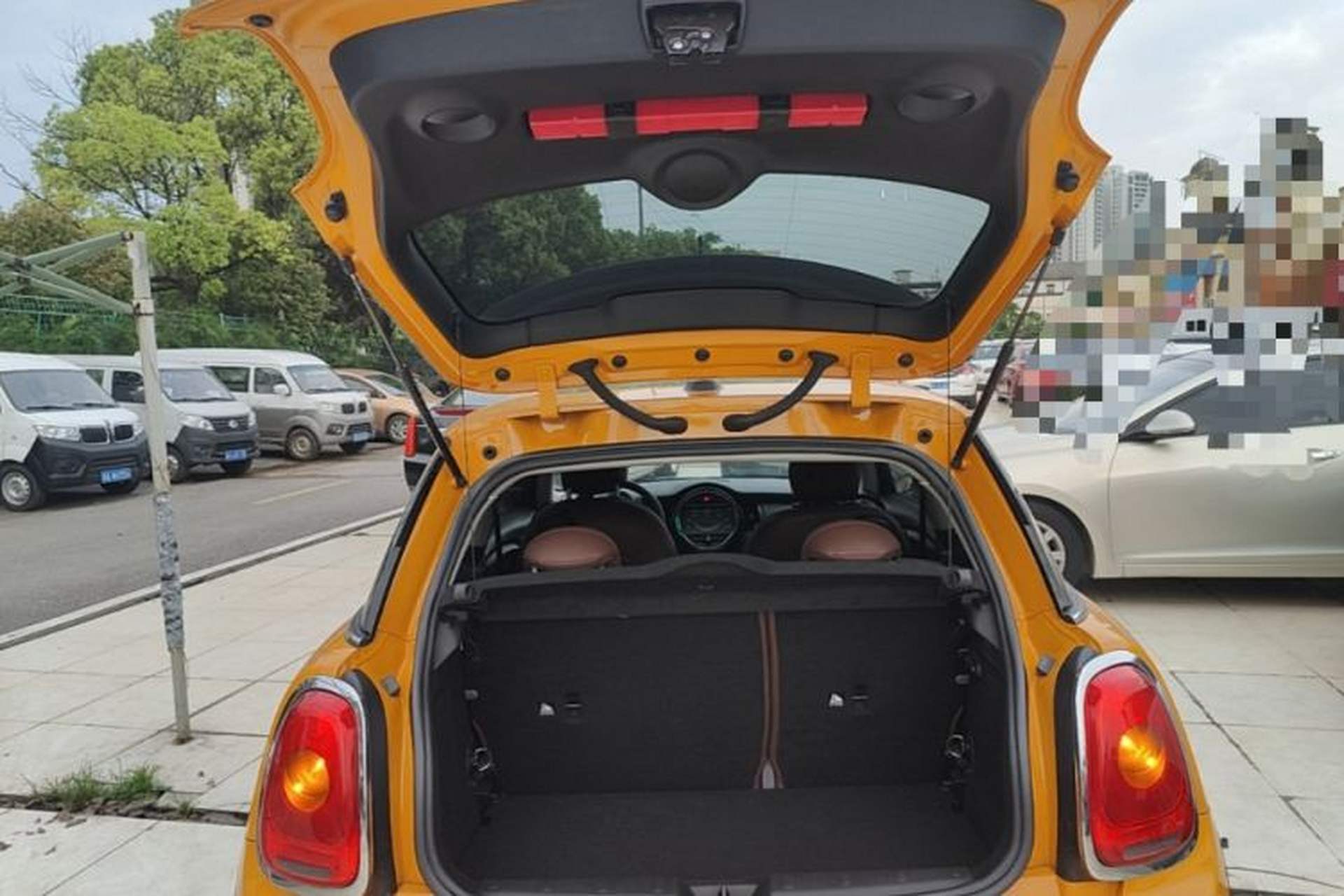 Used MINI 2016 1.2T ONE Pioneer Edition Trunk