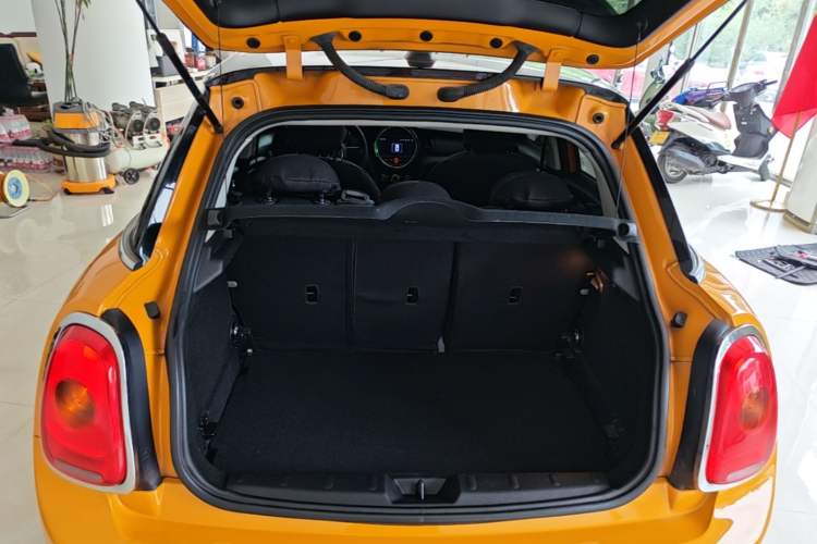 Used MINI 2016 1.2T ONE Five-Door Edition Trunk