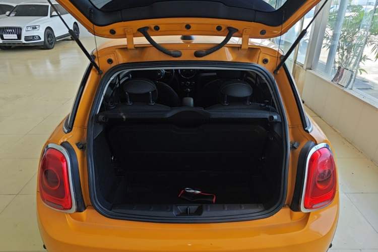 Used MINI 2016 1.2T ONE Pioneer Edition Trunk