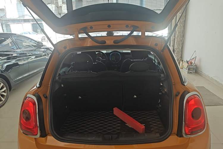 Used MINI 2016 1.5T COOPER Trunk
