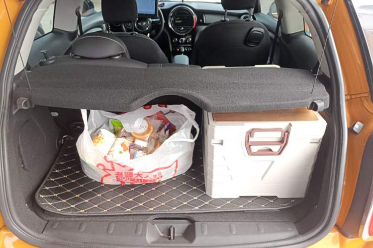 Used MINI 2016 1.2T ONE Pioneer Edition Trunk