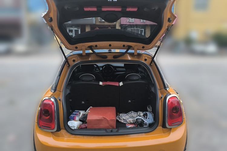 Used MINI 2016 1.2T ONE Pioneer Edition Trunk