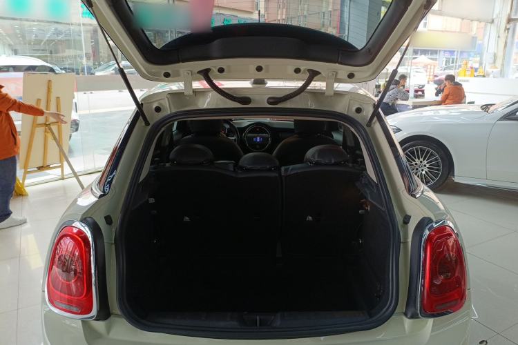 Used MINI 2016 1.2T ONE Five-Door Edition Trunk