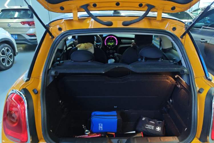 Used MINI 2016 1.5T COOPER Trunk