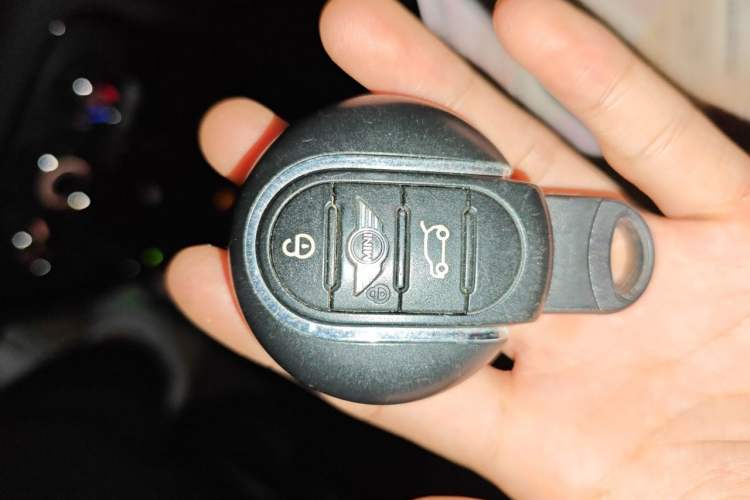 Used MINI  Vehicle Key
