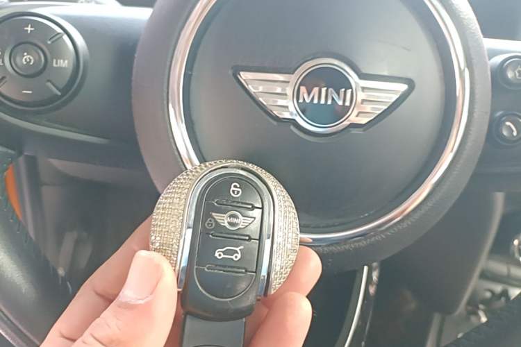 Used MINI 2016 1.2T ONE Pioneer Edition Vehicle Key