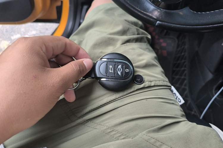 Used MINI 2016 1.2T ONE Pioneer Edition Vehicle Key