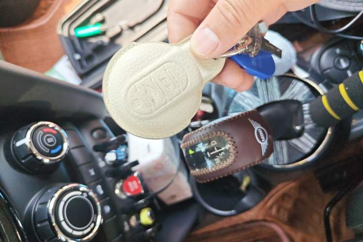 Used MINI 2016 1.5T COOPER Vehicle Key