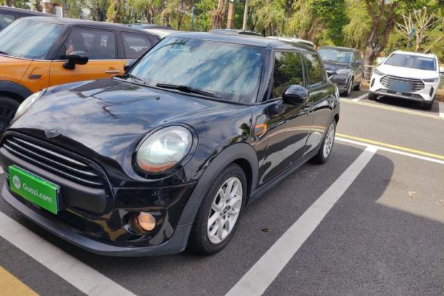 Used MINI 2017 1.5T COOPER Ice Blue Limited Edition Five-Door Version