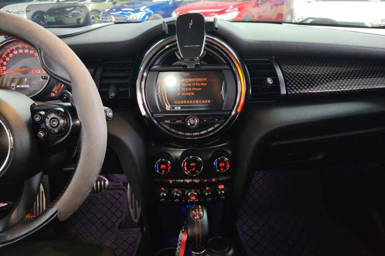 Used MINI 2017 2.0T COOPER S Racing Enthusiast Five-Door Edition Audio And AC Panel