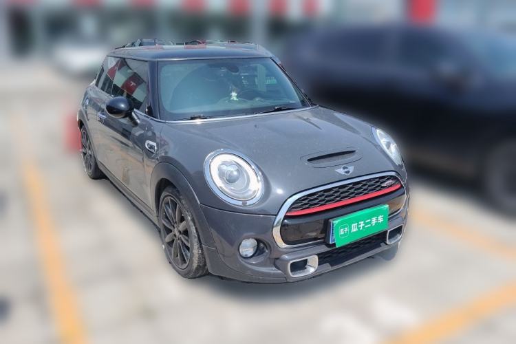 Used MINI 2017 2.0T COOPER S for Car Enthusiasts Front Right 45 Deg