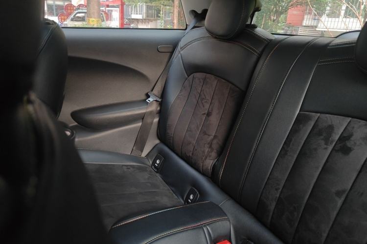 Used MINI  Left Rear Seat