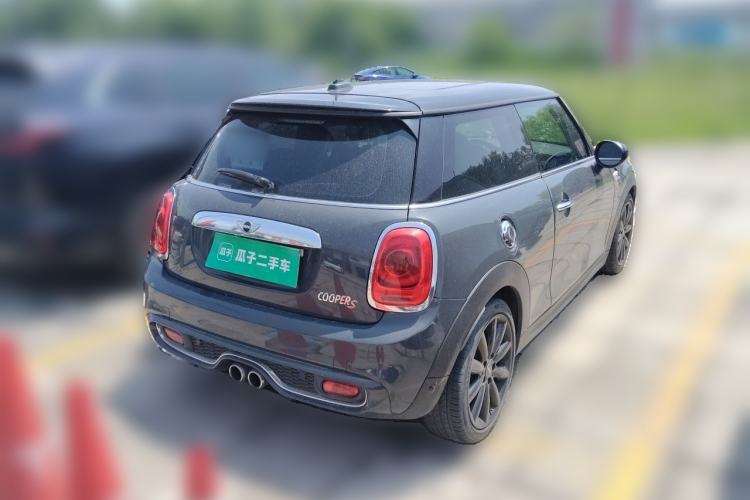 Used MINI 2017 2.0T COOPER S for Car Enthusiasts Rear Right 45 Deg