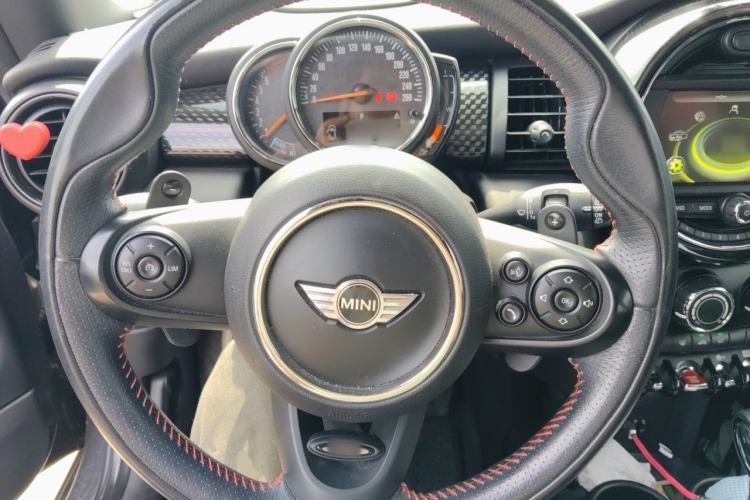 Used MINI 2017 2.0T COOPER S for Car Enthusiasts Steering Wheel