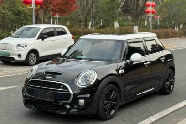 Used MINI 2017 2.0T COOPER S Racing Enthusiast Five-Door Edition
