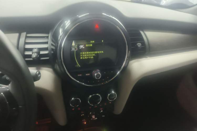 Used MINI 2017 1.5T COOPER CABRIO Freedom Edition Audio And AC Panel