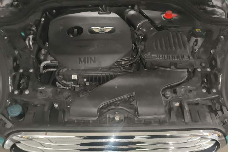 Used MINI 2017 1.5T COOPER Caribbean Blue Limited Edition Engine Bay