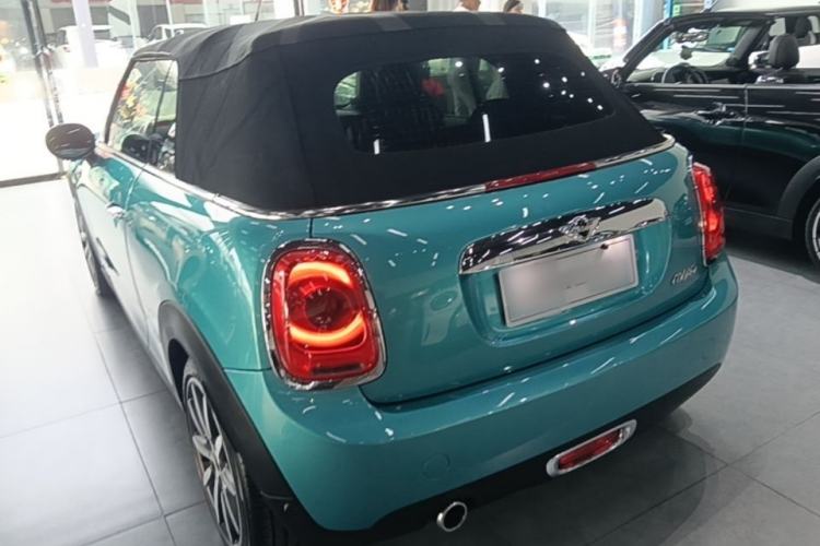Used MINI 2017 1.5T COOPER CABRIO Freedom Edition Exterior 2