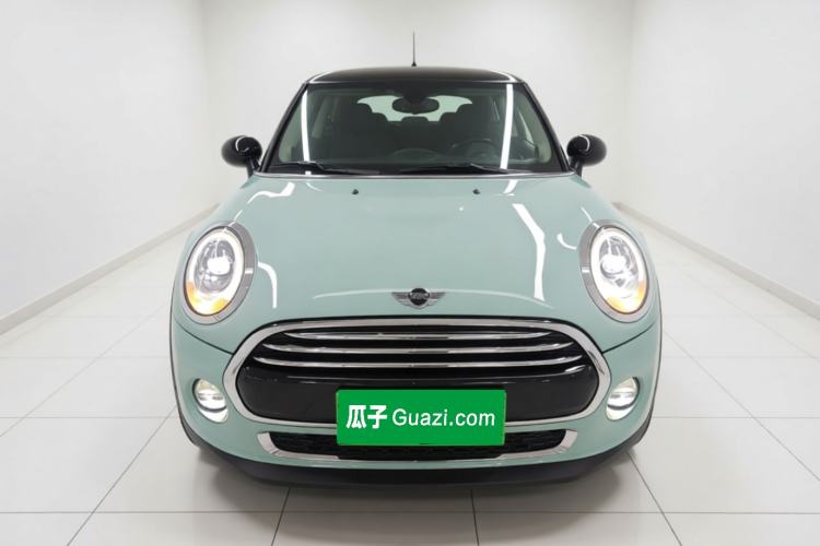 Used MINI 2017 1.5T COOPER Limited Edition in Ice Blue Front